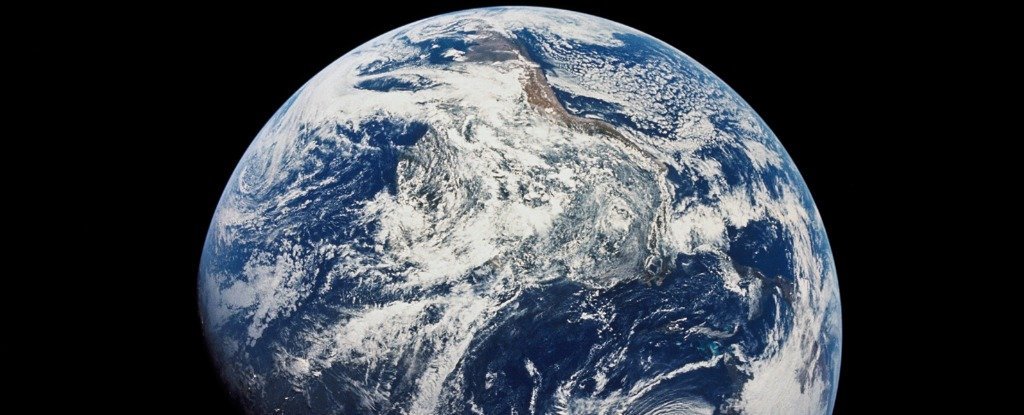 Фото - Земля обладает далеко не самым большим запасом воды в Солнечной системе